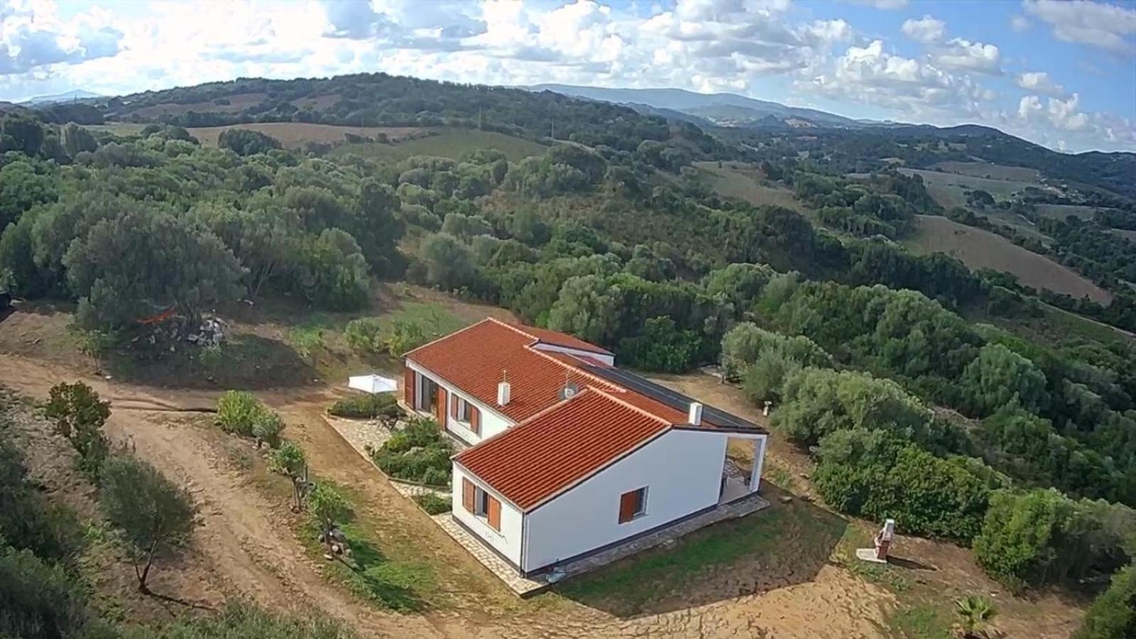 La Piana Holiday House Bassacutena المظهر الخارجي الصورة
